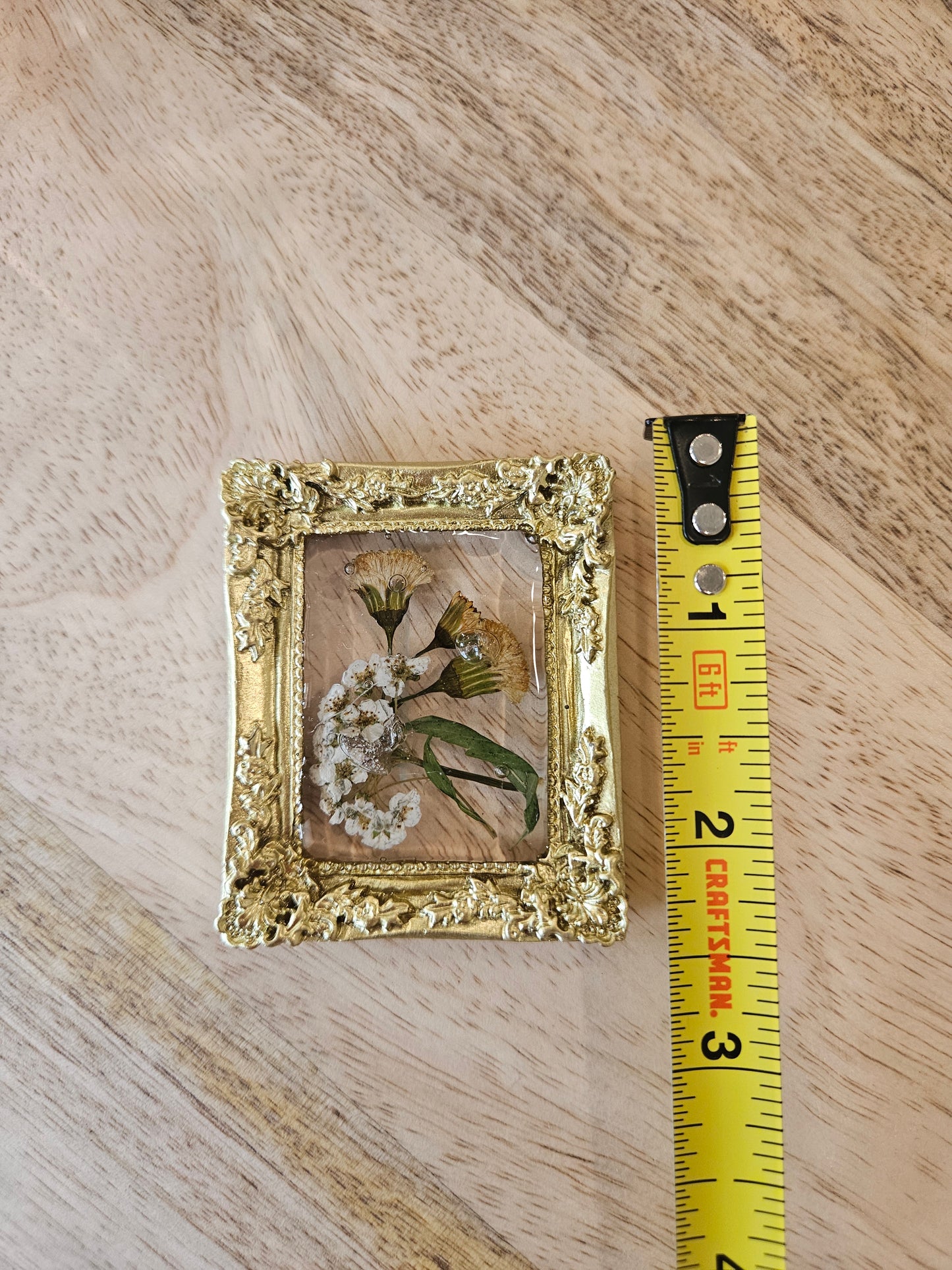Pressed Flower Magnet - 13