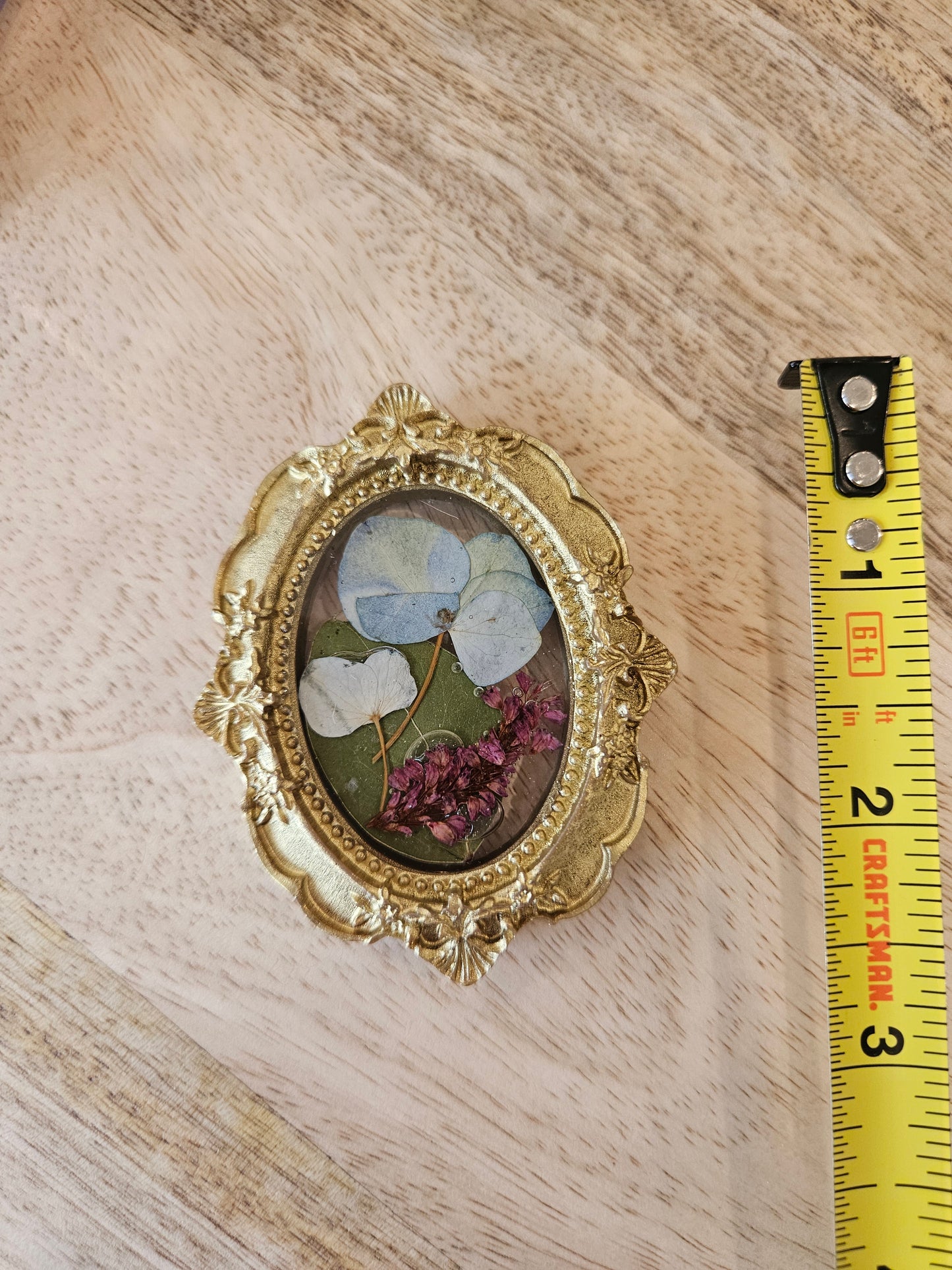 Pressed Flower Magnet - 8