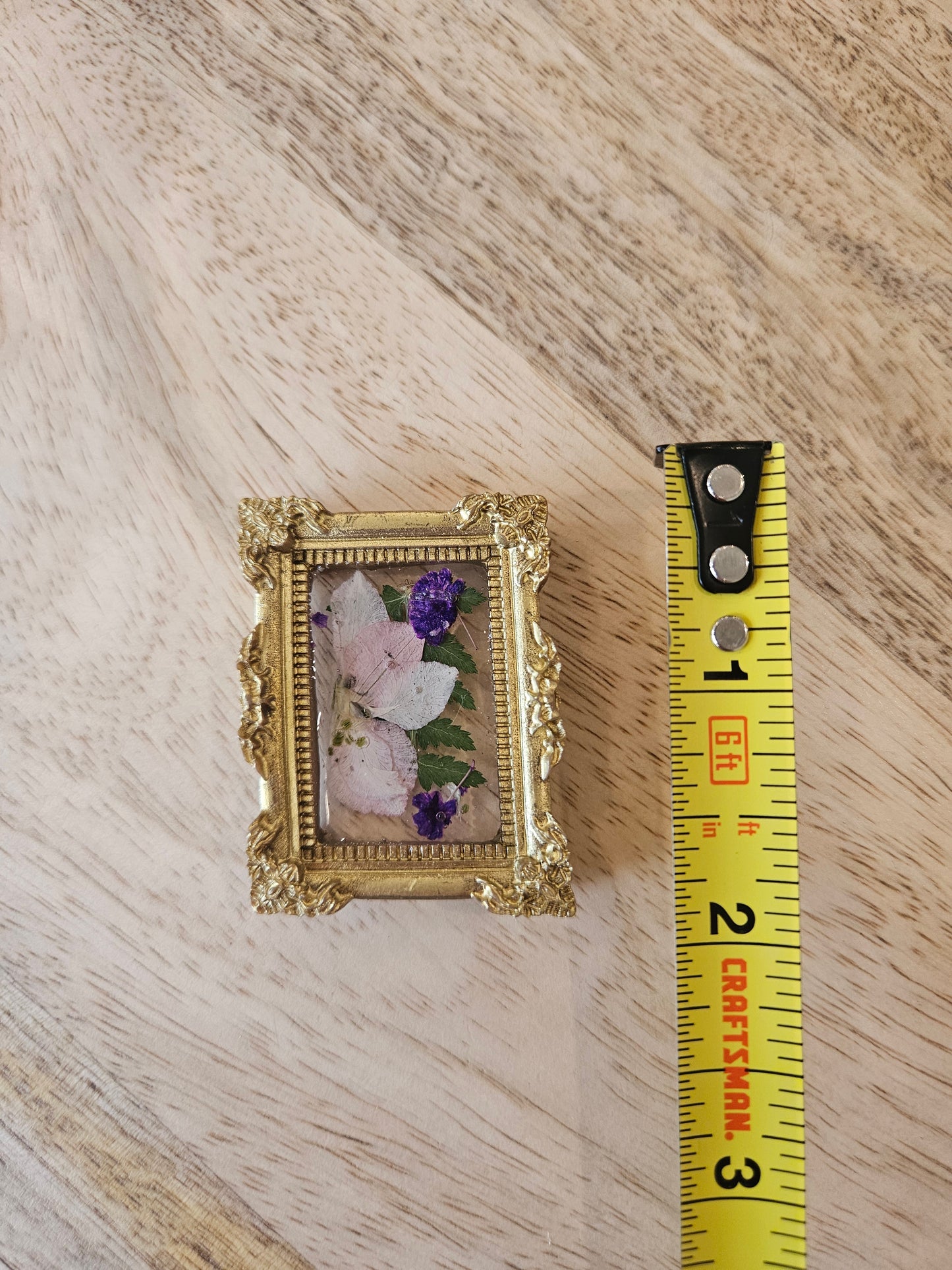 Pressed Flower Magnet - 19