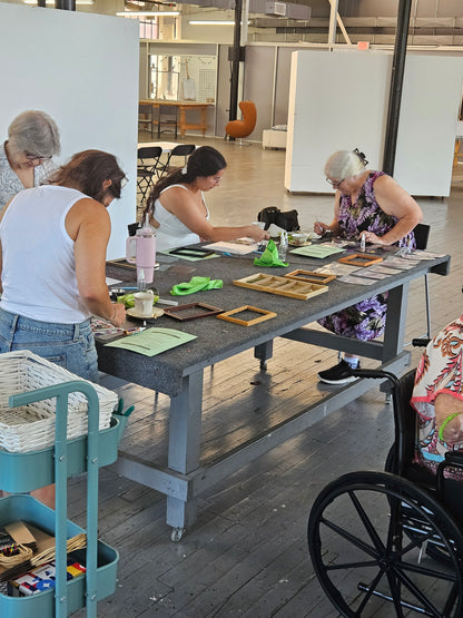10.10.26 Framing Pressed Flowers Workshop