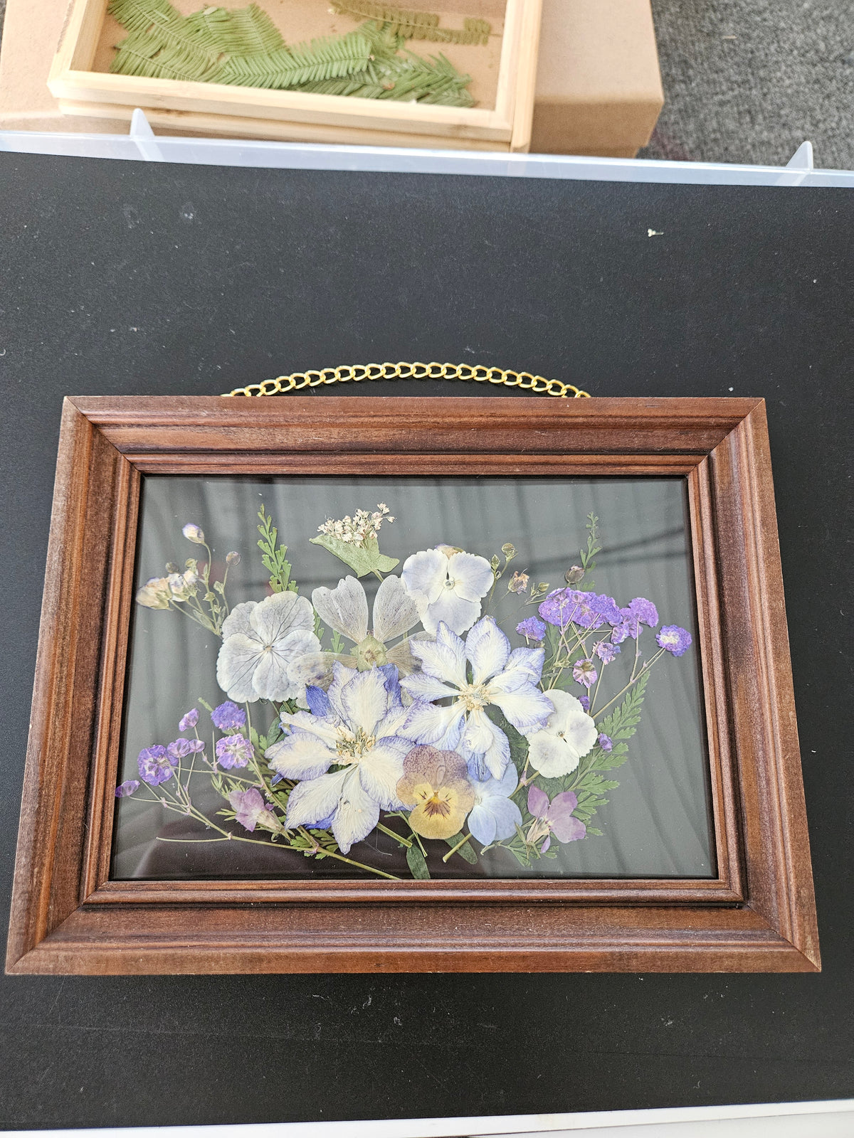 10.10.26 Framing Pressed Flowers Workshop