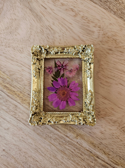 Pressed Flower Magnet - 10