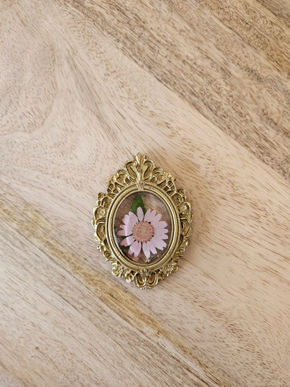 Pressed Flower Magnet - 6