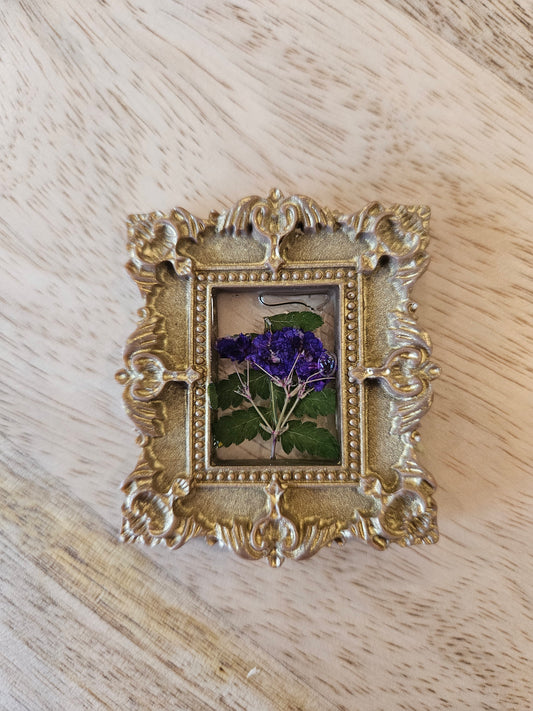 Pressed Flower Magnet - 23