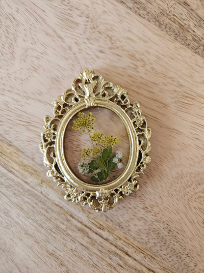 Pressed Flower Magnet - 16