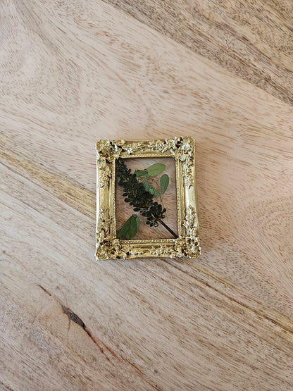 Pressed Flower Magnet - 9