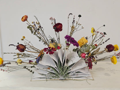 10.31.26 The Bookish Bouquet Workshop