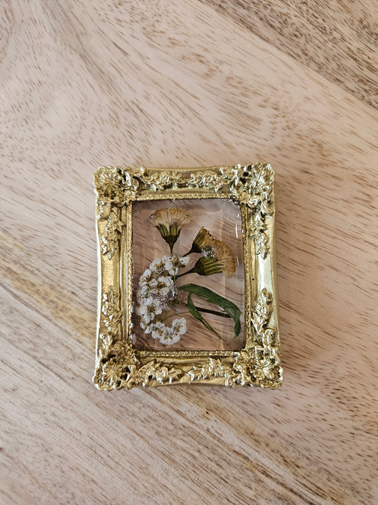 Pressed Flower Magnet - 13