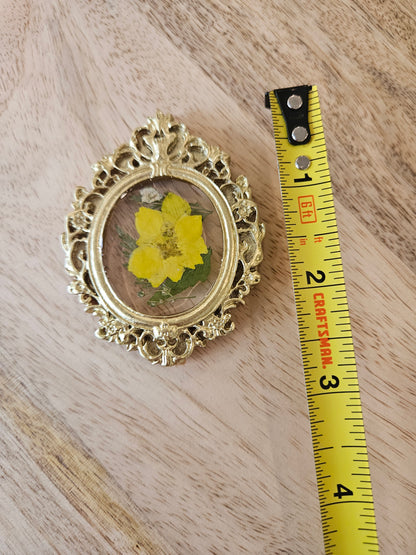 Pressed Flower Magnet - 4