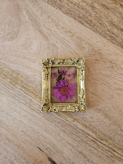 Pressed Flower Magnet - 10